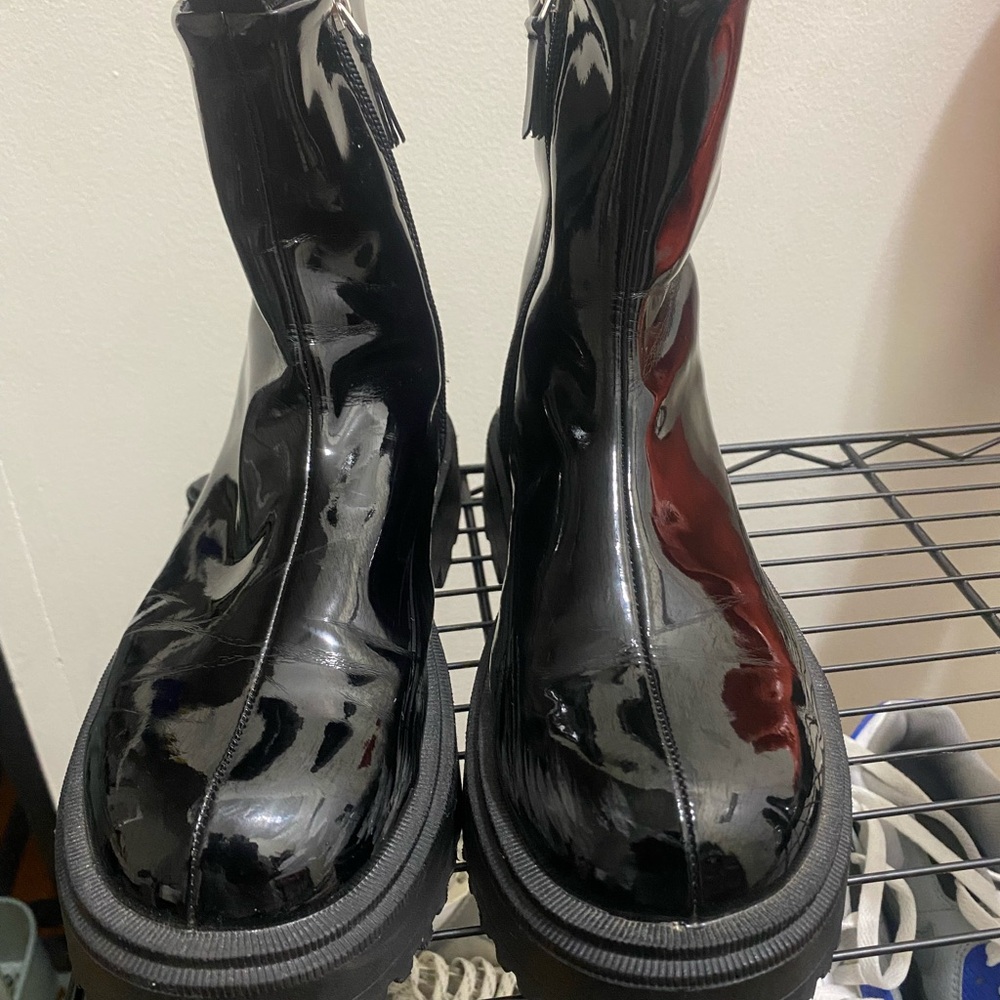Early 2000’s Zara Black Patent Ankle Boots